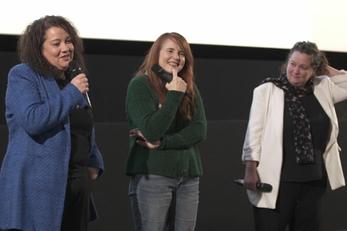 Marie-Castille Mention-Schaar, Zahia Ziouani et Fettouma Ziouani au Vincennes le 27 janvier 2023